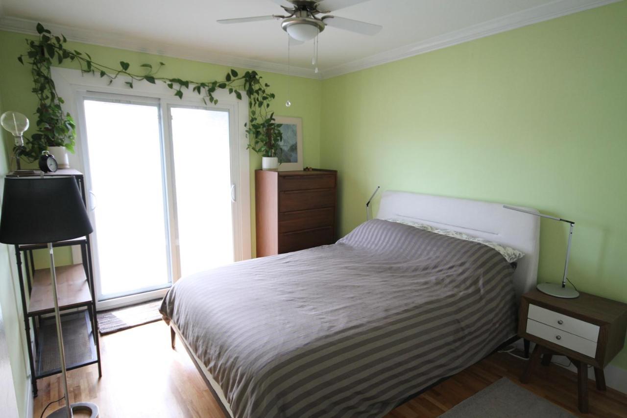 The Orange Door Bungalow แวนคูเวอร์ ภายนอก รูปภาพ